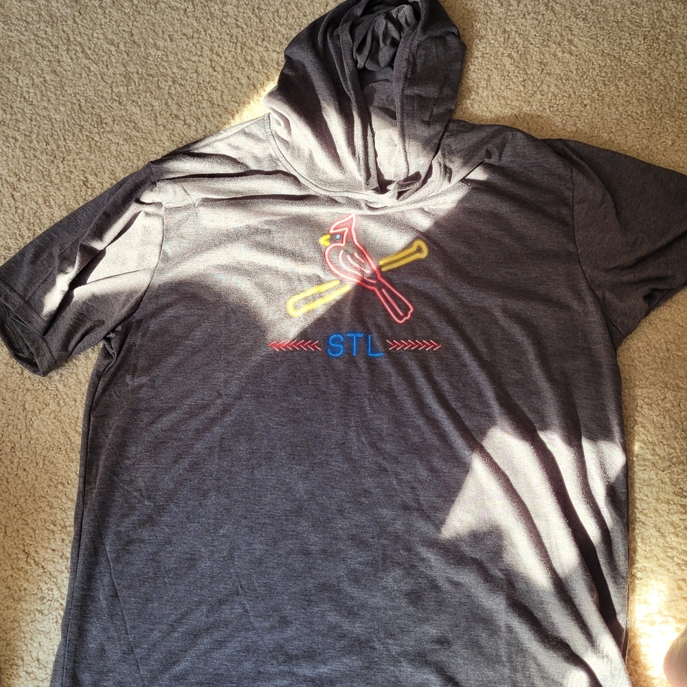 Cardinals tshirt with hood